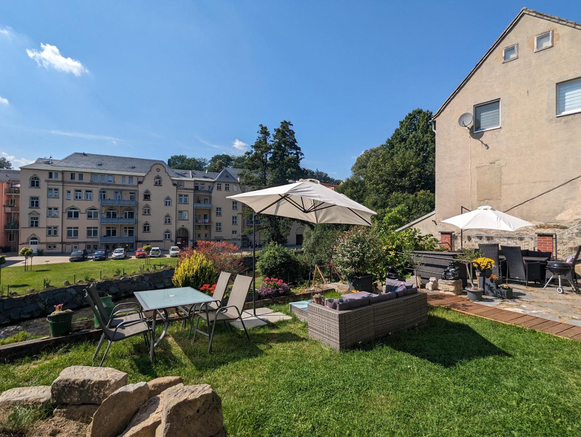 Hw3 - Urlaubsmagie - Helle, Grosse Wohnung Mit Pool Sebnitz Exterior photo