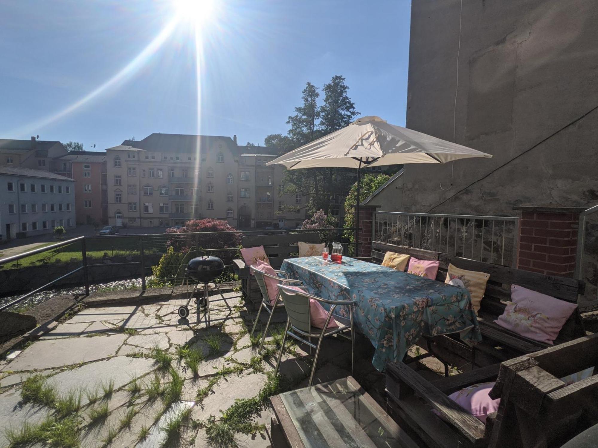 Hw3 - Urlaubsmagie - Helle, Grosse Wohnung Mit Pool Sebnitz Exterior photo