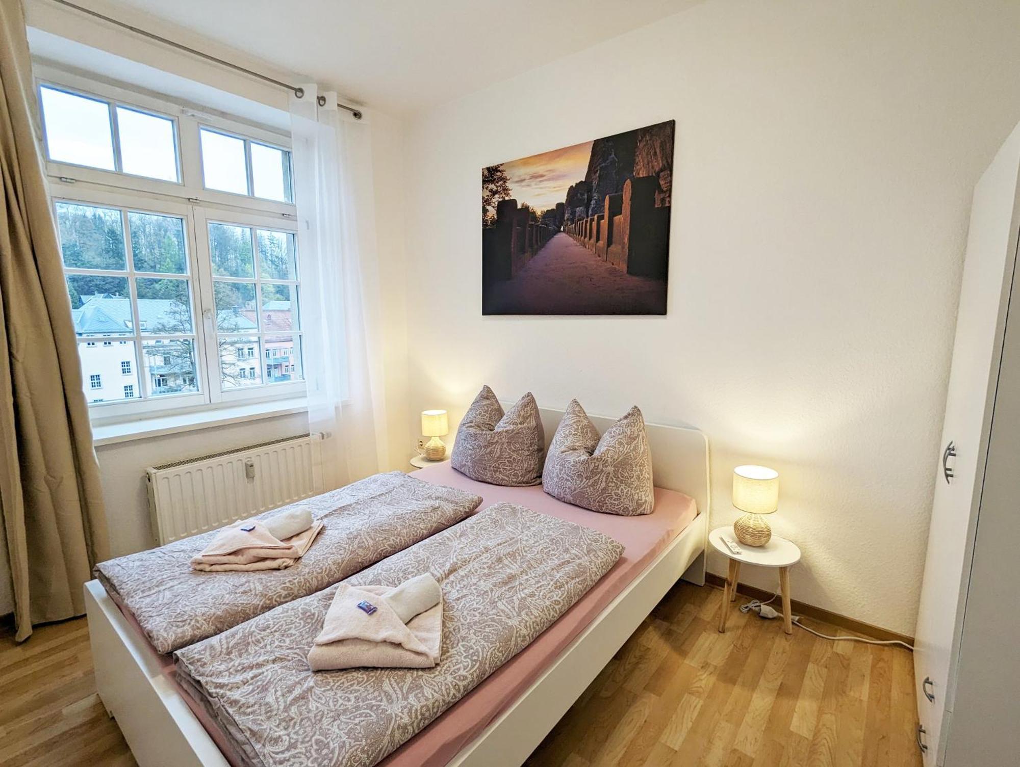 Hw3 - Urlaubsmagie - Helle, Grosse Wohnung Mit Pool Sebnitz Exterior photo