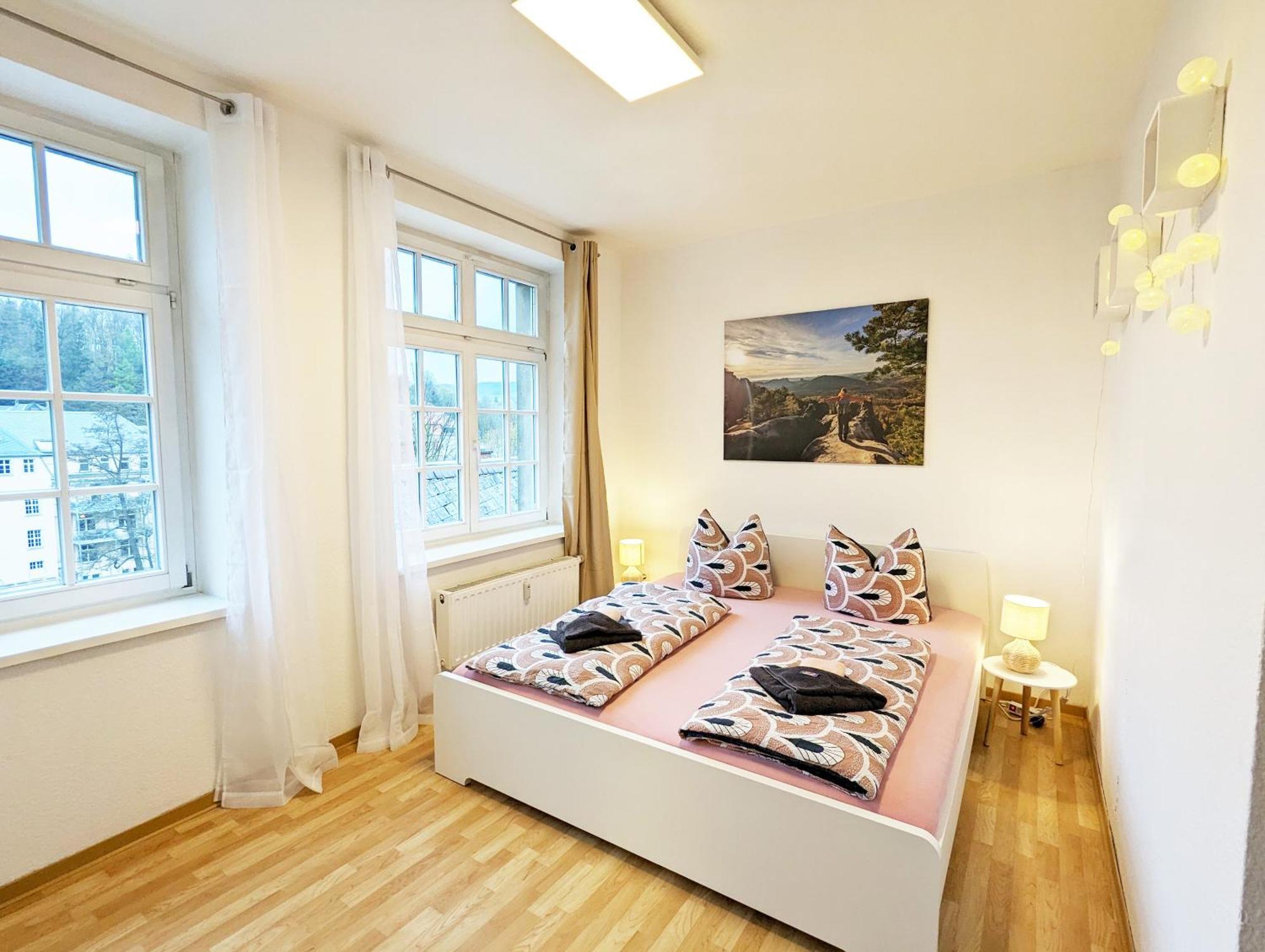 Hw3 - Urlaubsmagie - Helle, Grosse Wohnung Mit Pool Sebnitz Exterior photo
