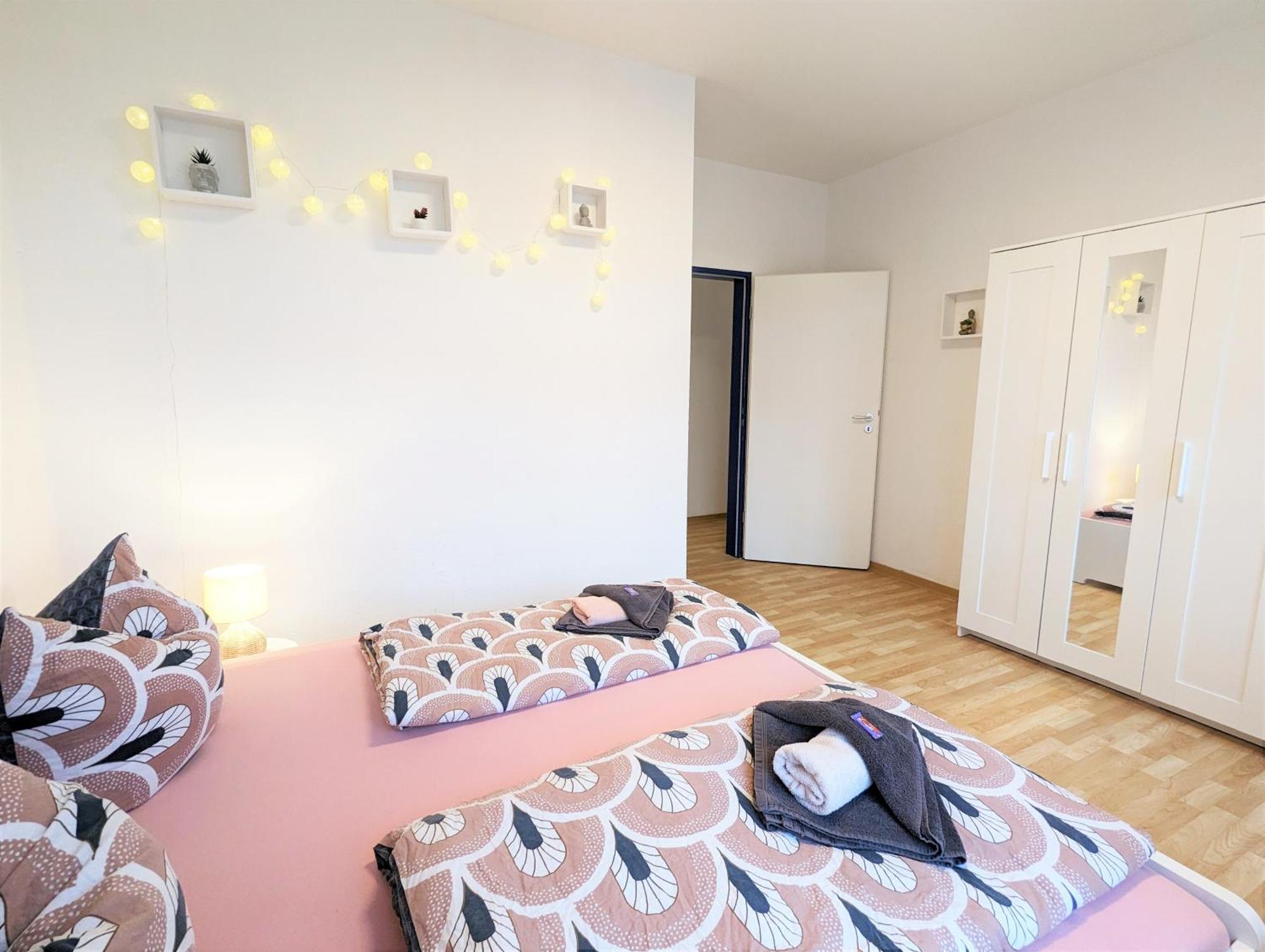 Hw3 - Urlaubsmagie - Helle, Grosse Wohnung Mit Pool Sebnitz Exterior photo